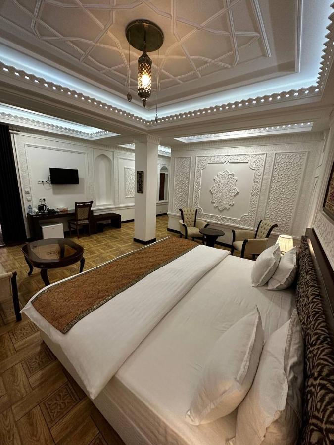 Shahristan Plaza Hotel Бухара Екстериор снимка