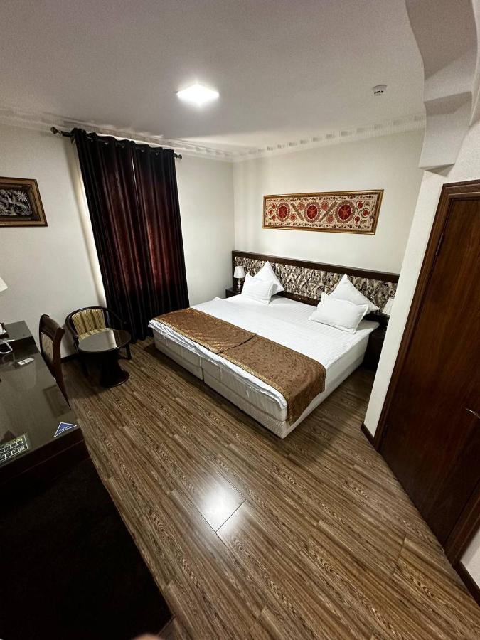 Shahristan Plaza Hotel Бухара Екстериор снимка
