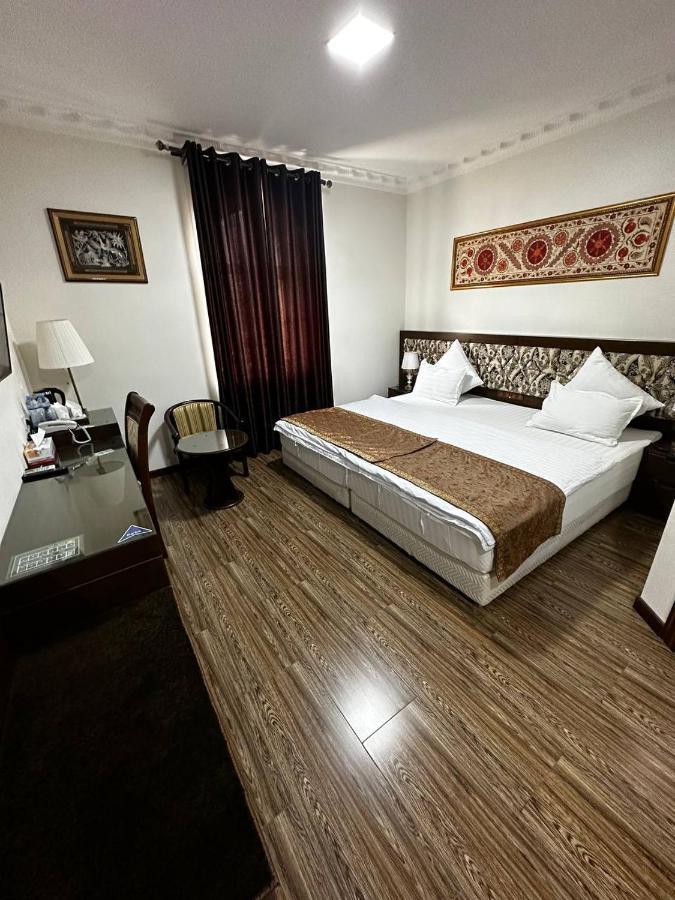 Shahristan Plaza Hotel Бухара Екстериор снимка