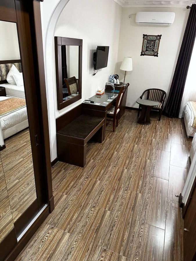 Shahristan Plaza Hotel Бухара Екстериор снимка
